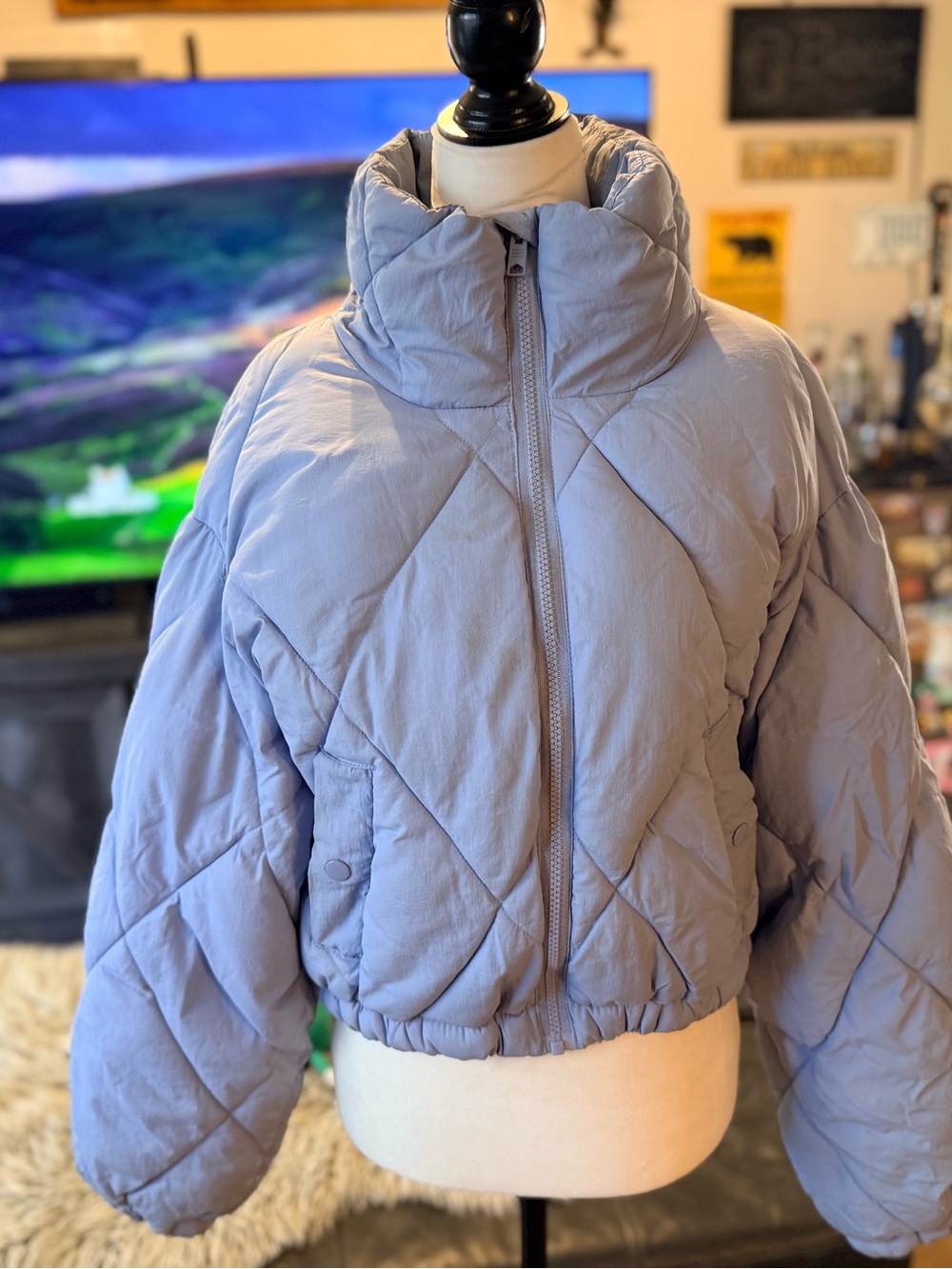 Garage Cropped Quilted Puffer Jacket in Light Lavender
